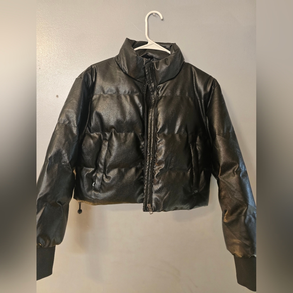Black Puffer Jacket Size Medium